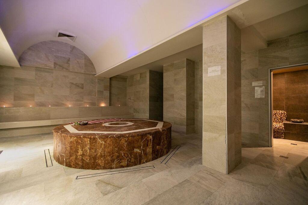 hotel image 36