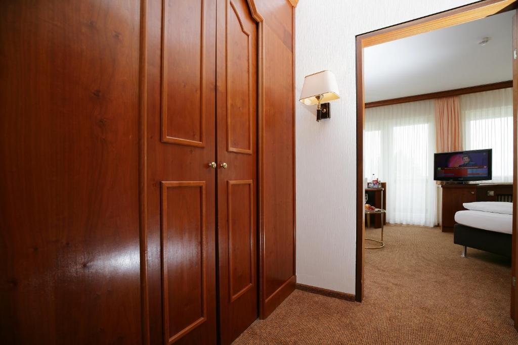 hotel image 16