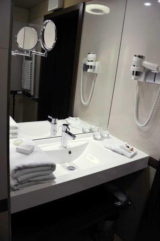 hotel image 16