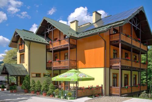 hotel image 10