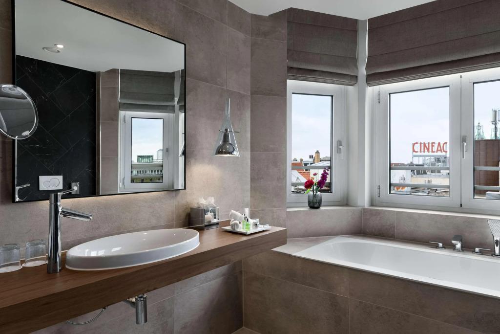 hotel image 9