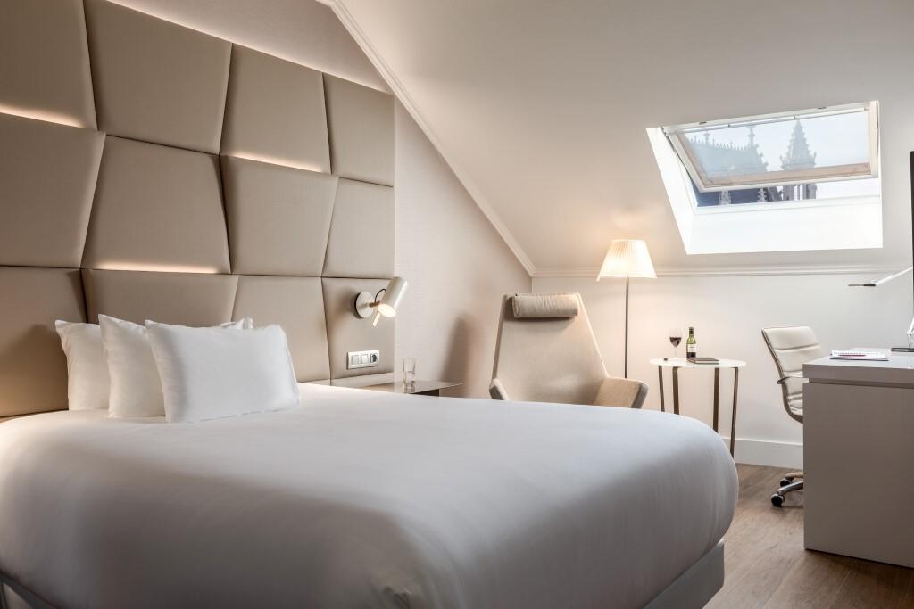 hotel image 16