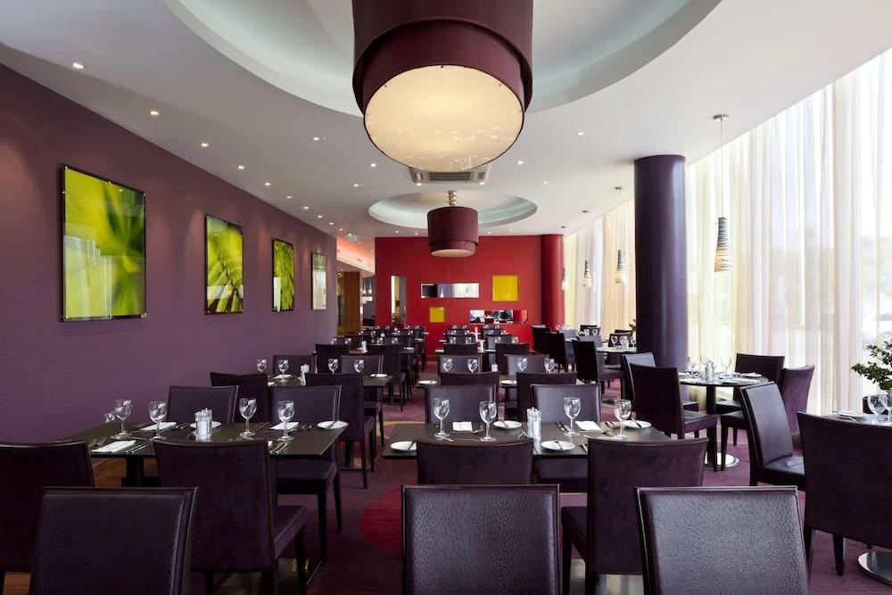 hotel image 10