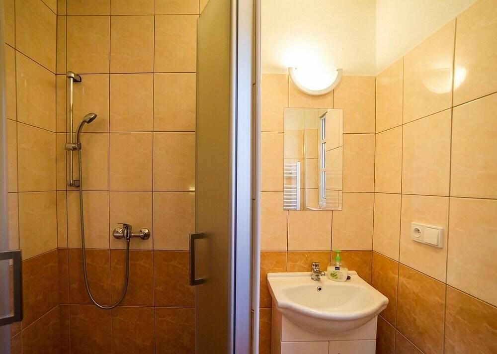 hotel image 16