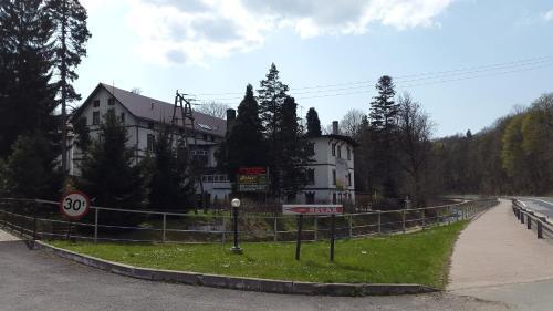hotel image 8