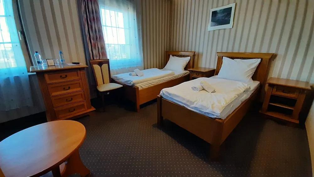 hotel image 11