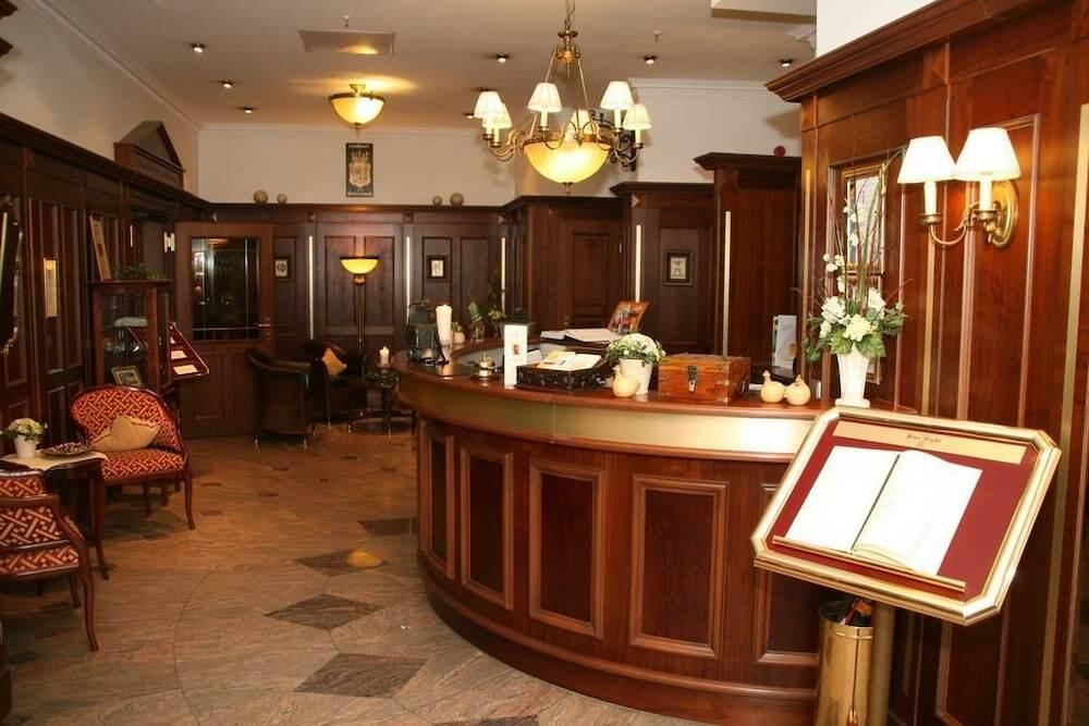 hotel image 12
