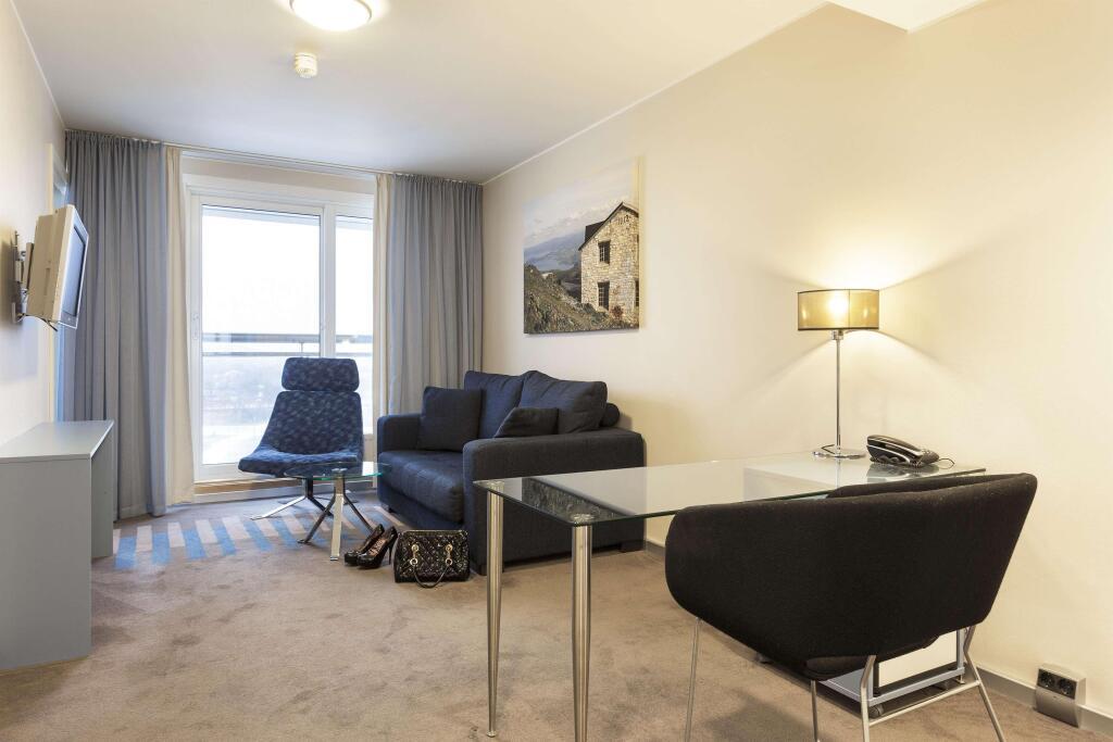 hotel image 12