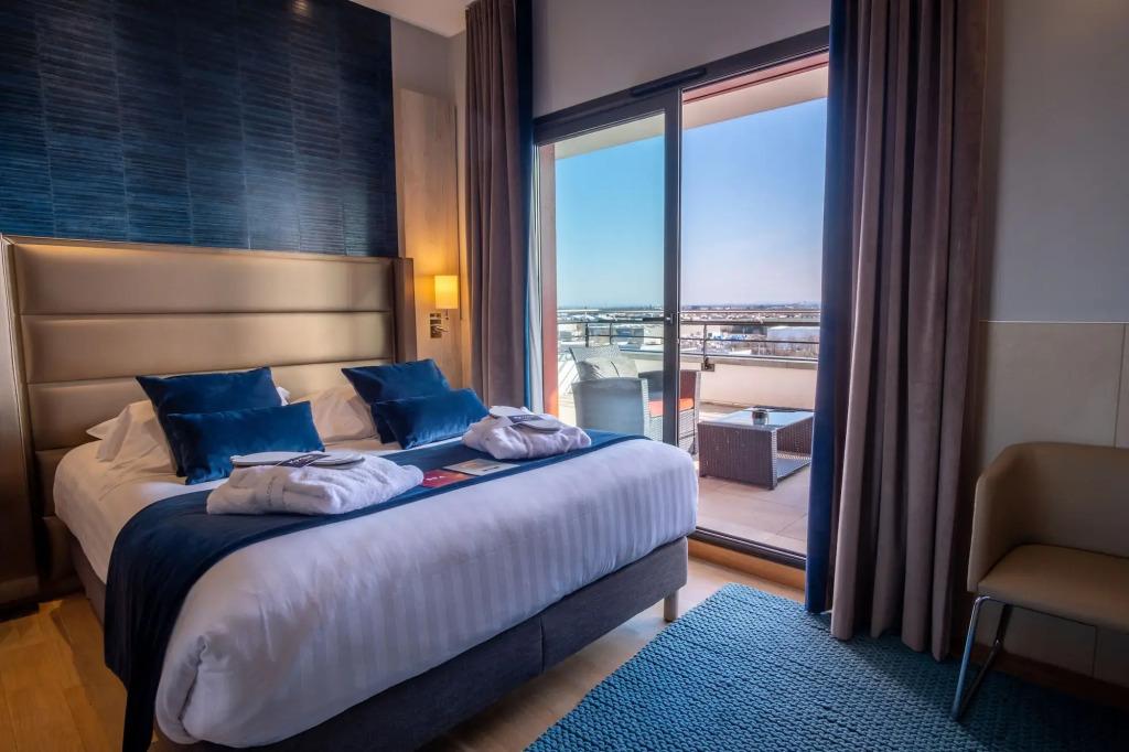 hotel image 12
