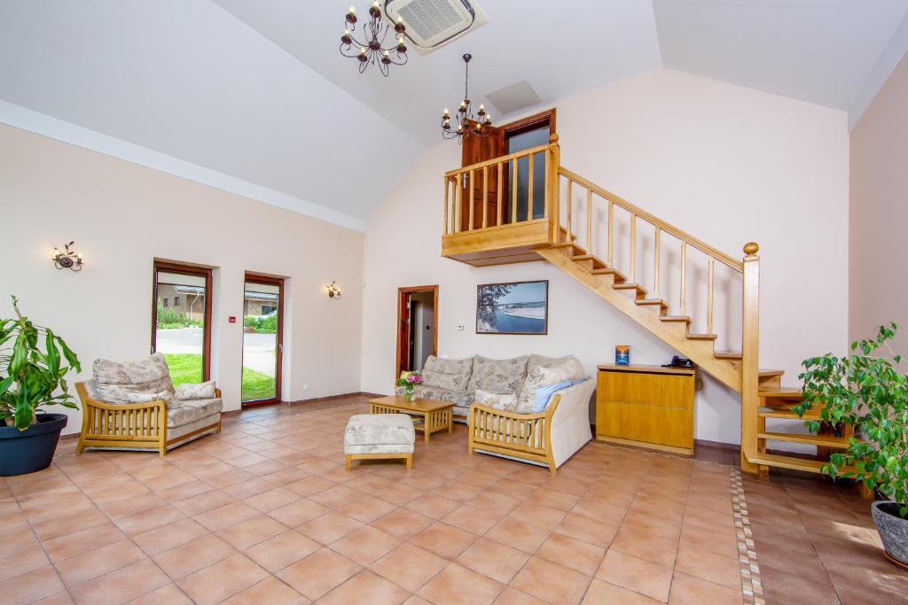 hotel image 8