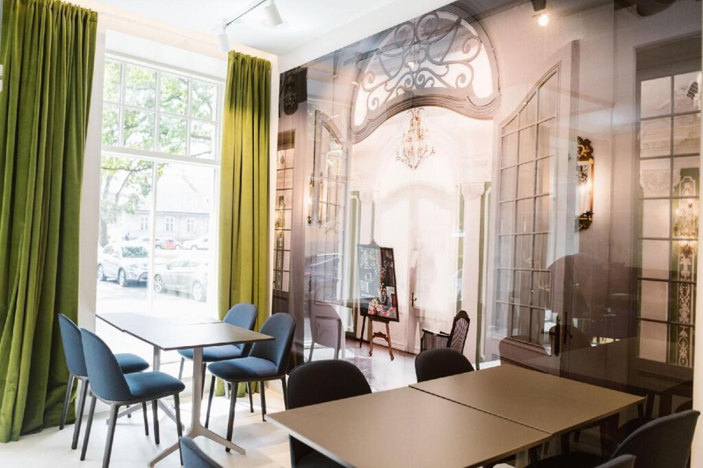 hotel image 7