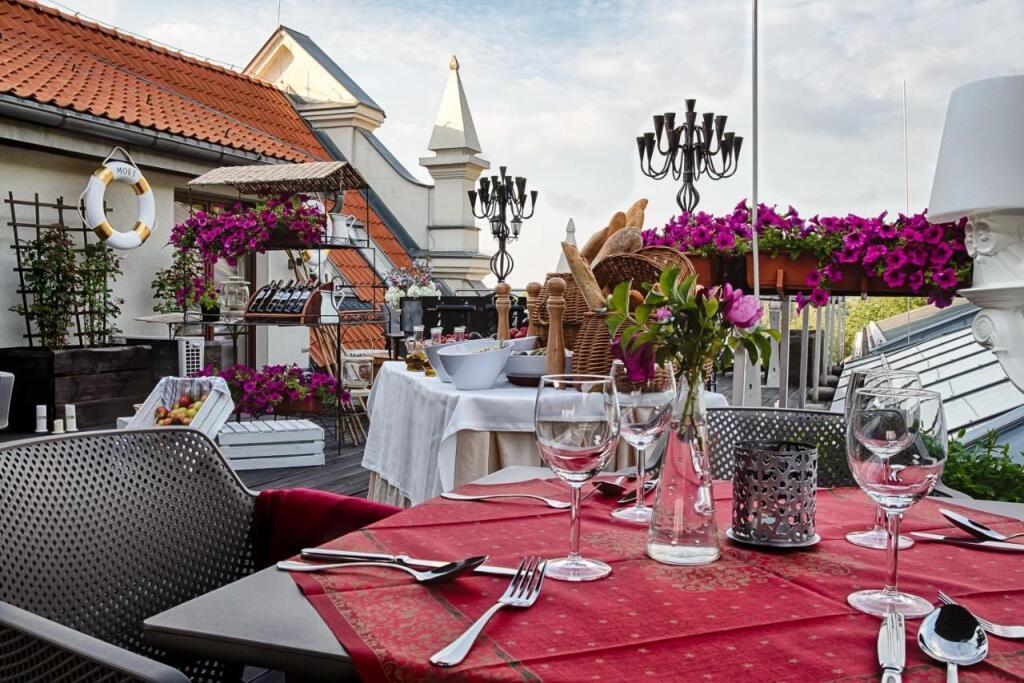 hotel image 10