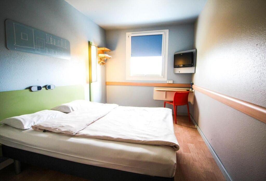 hotel image 13