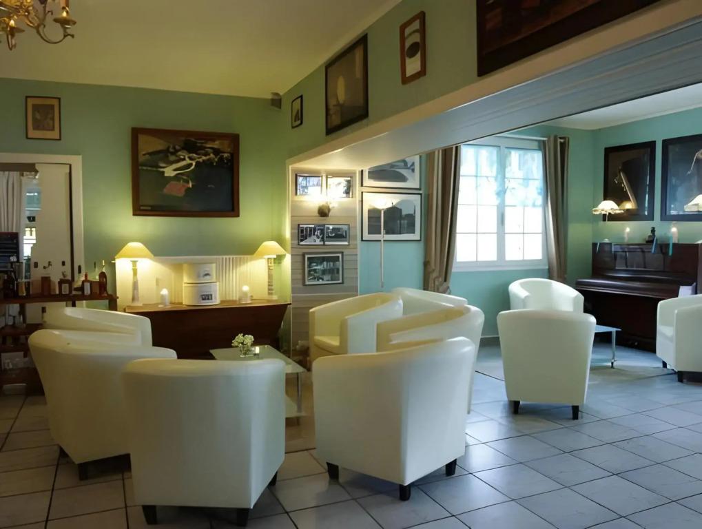 hotel image 13