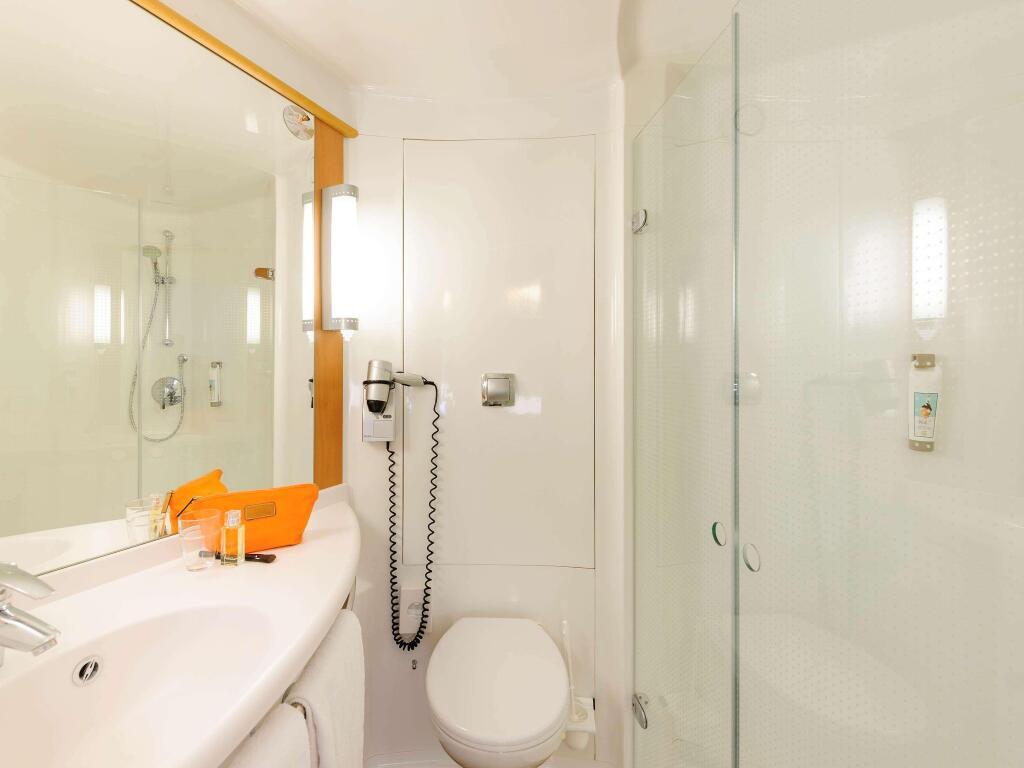 hotel image 12
