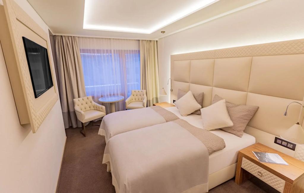 hotel image 12
