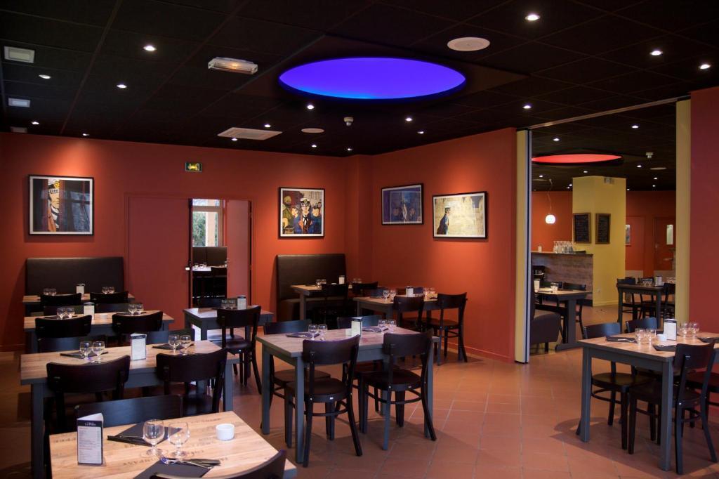 hotel image 12