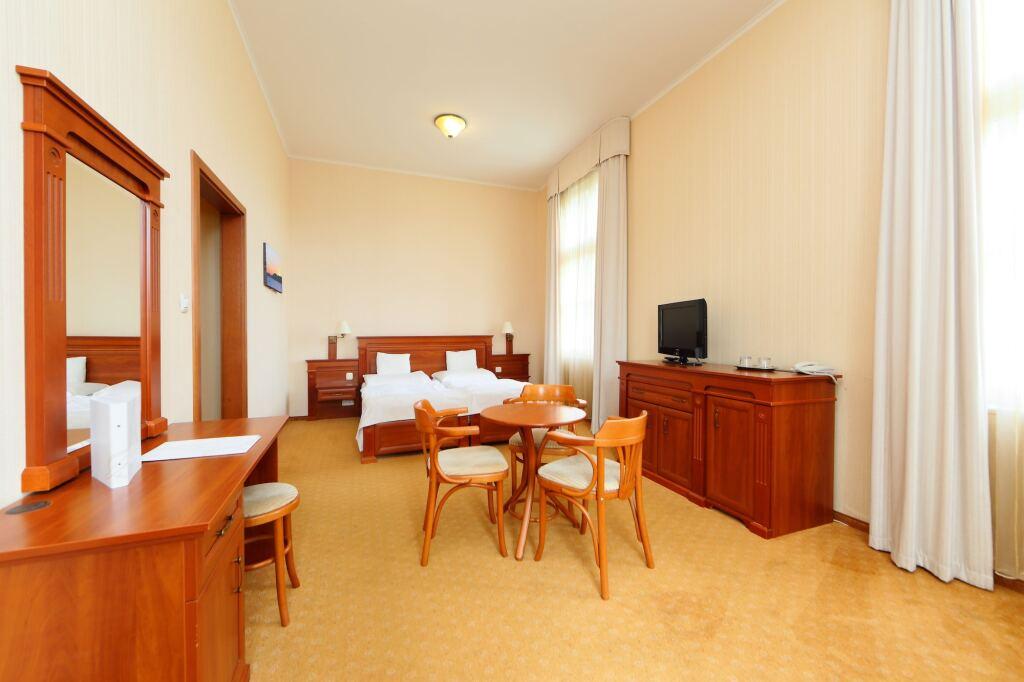 hotel image 12