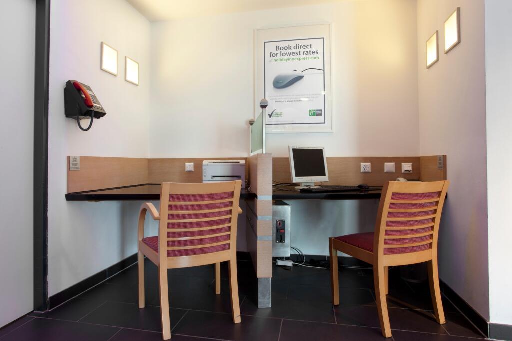 hotel image 13
