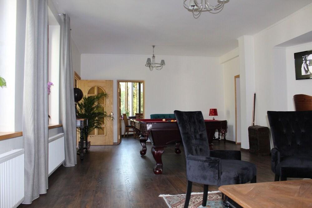 hotel image 12