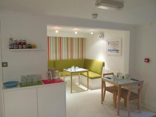 hotel image 12