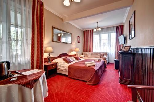 hotel image 10