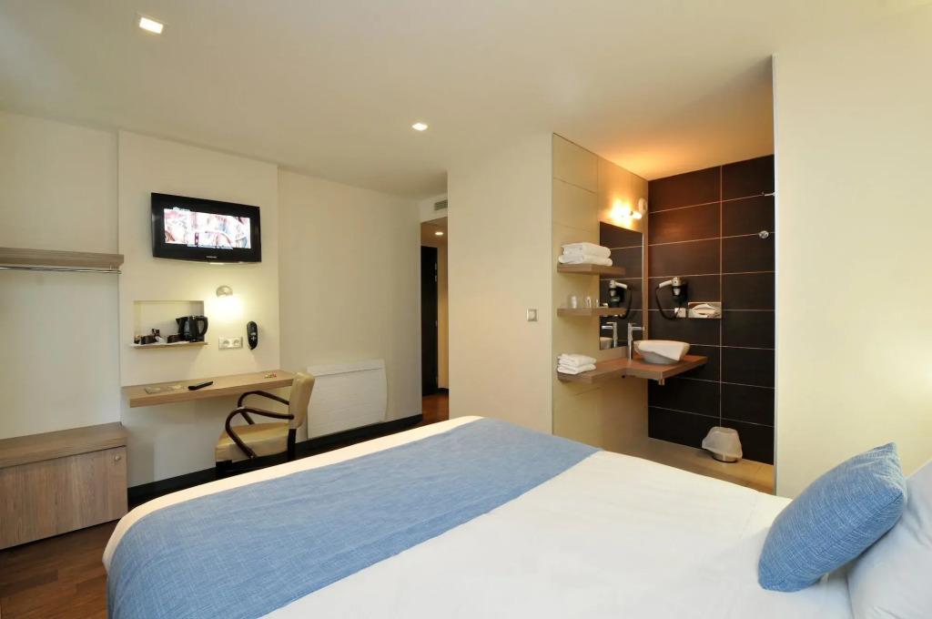hotel image 13