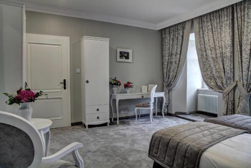 hotel image 7