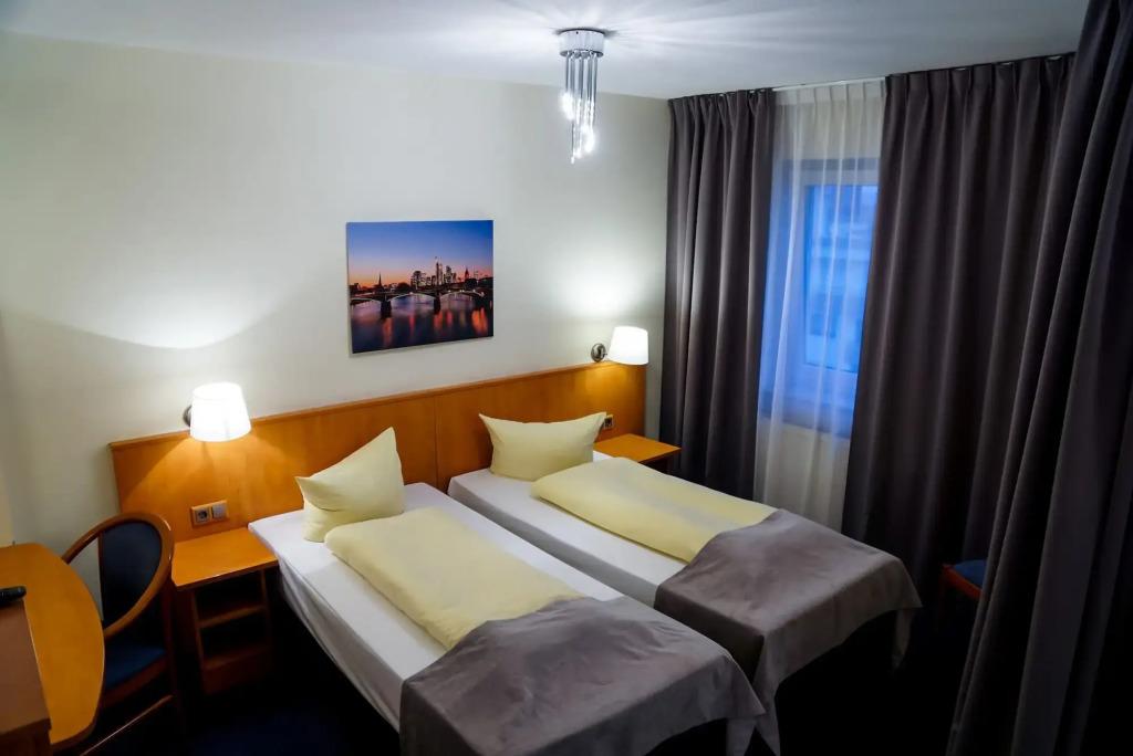 hotel image 13