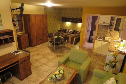 hotel image 10