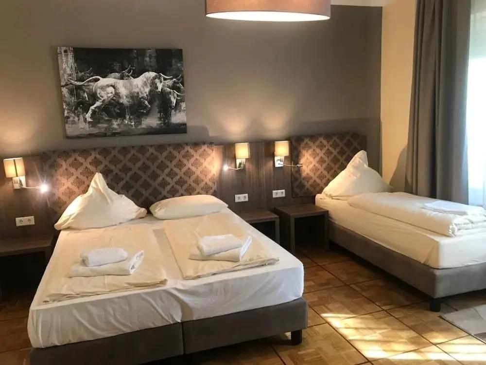 hotel image 13