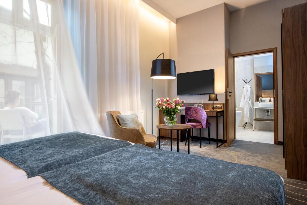 hotel image 11