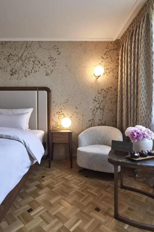 hotel image 9