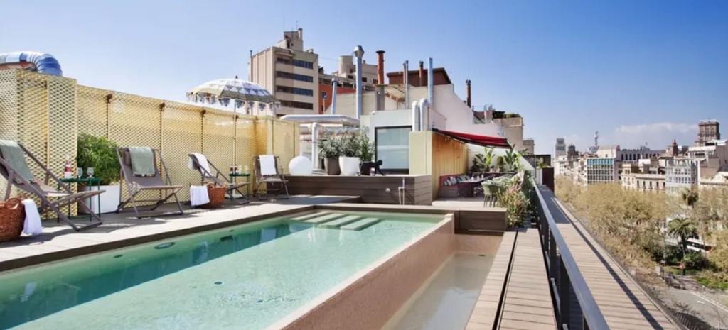 hotel image 16