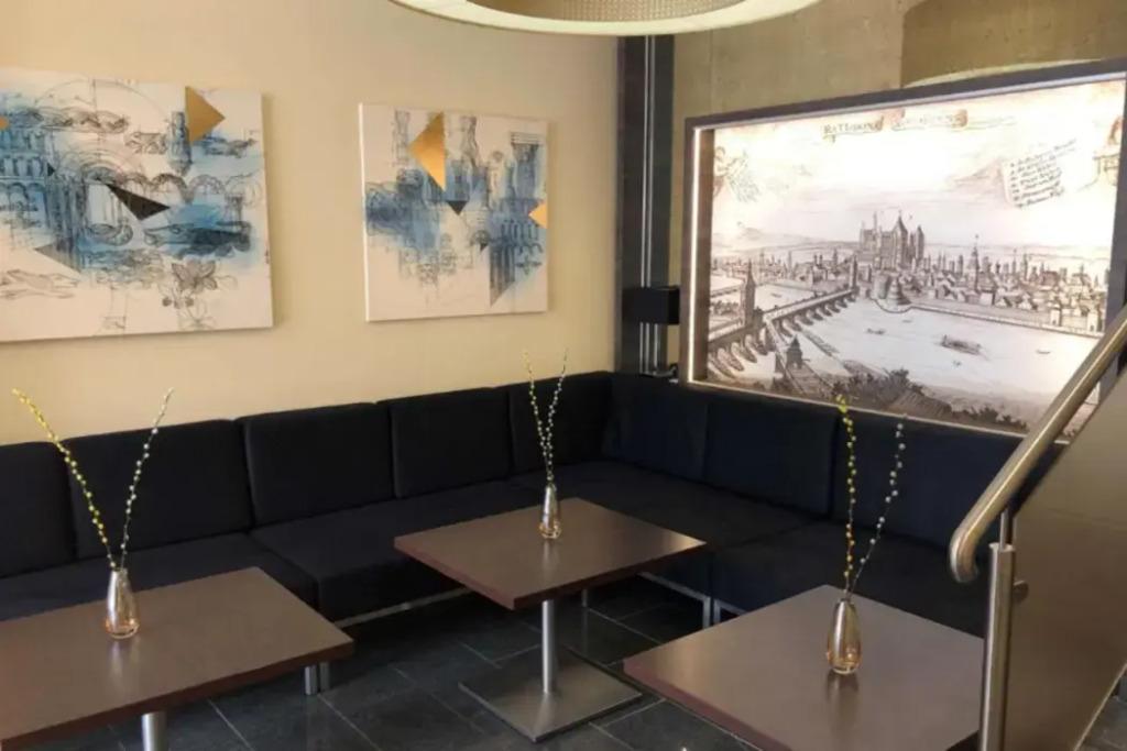hotel image 10