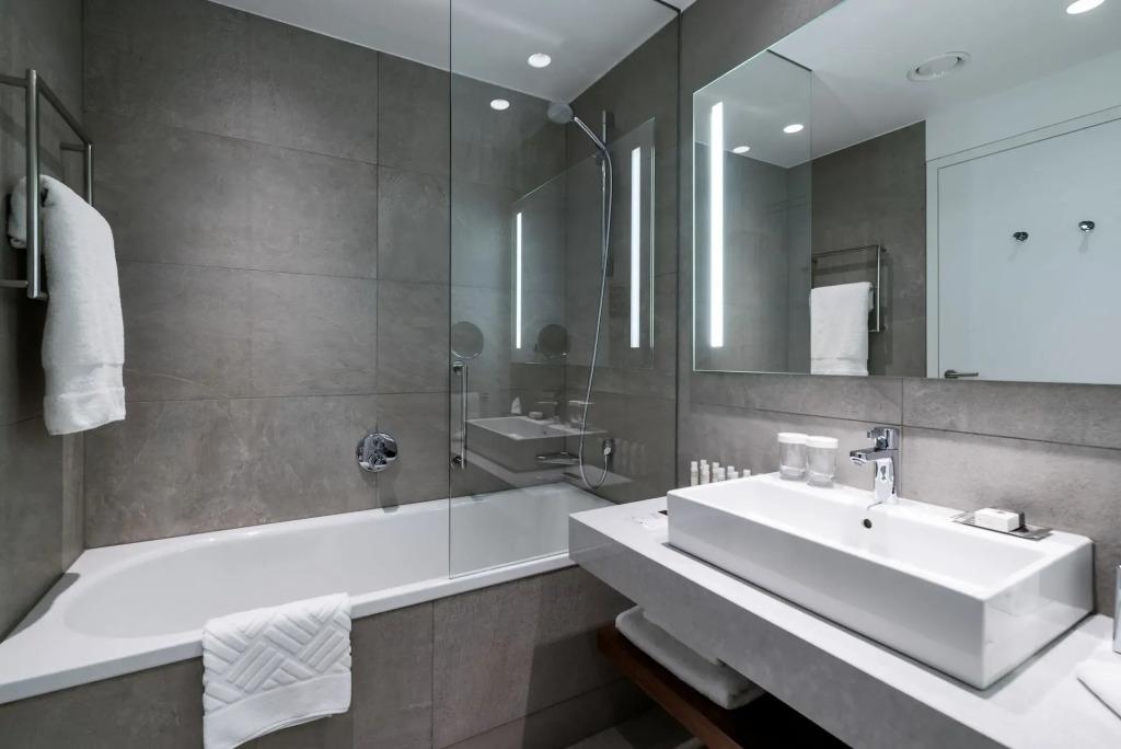 hotel image 16