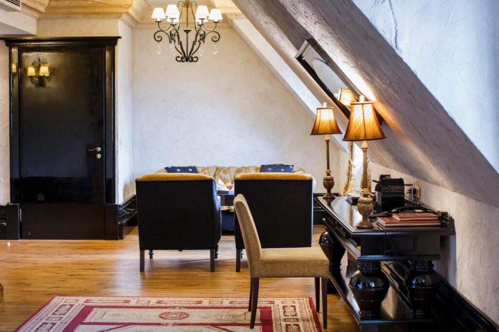 hotel image 12