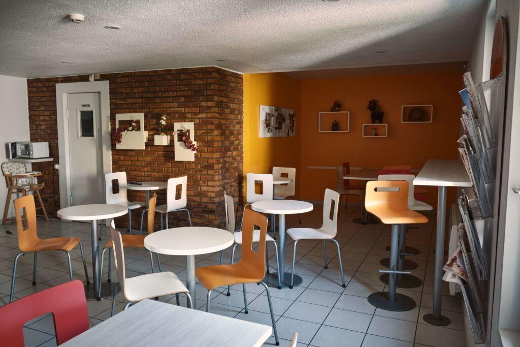 hotel image 16