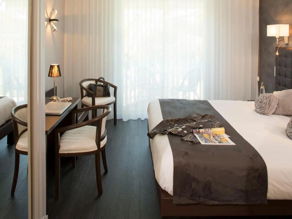 hotel image 11