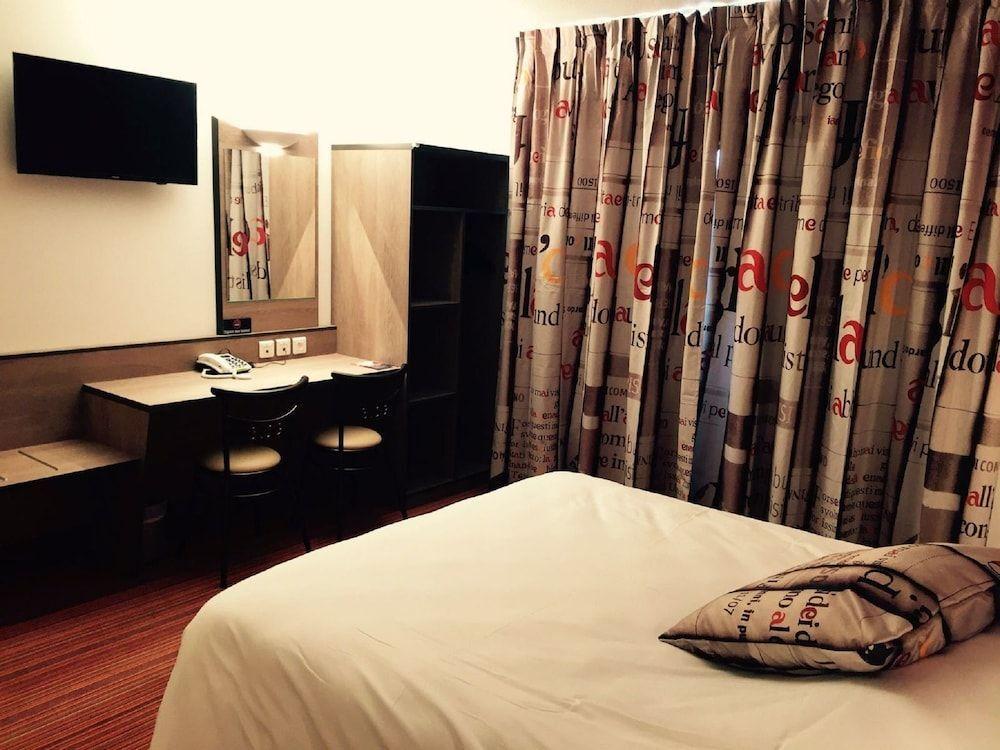 hotel image 13