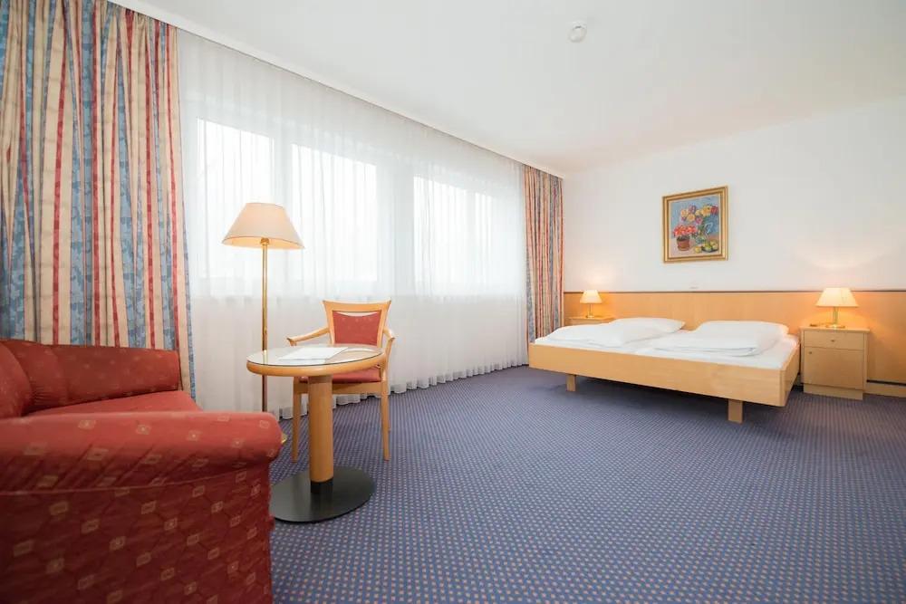 hotel image 16