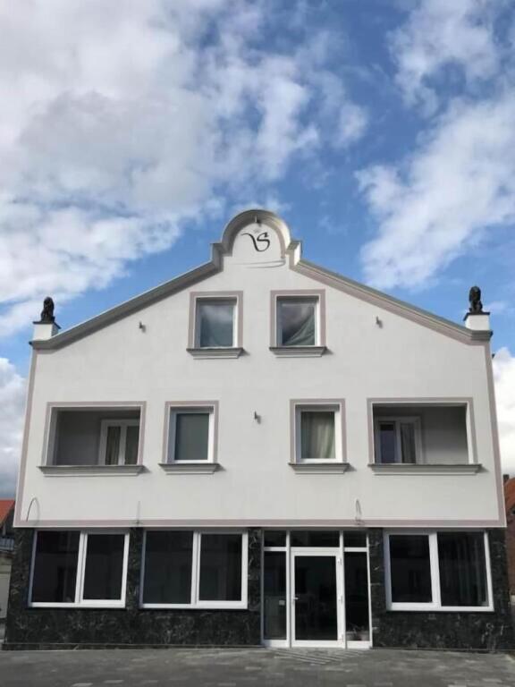 hotel image 16