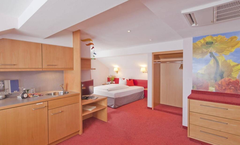 hotel image 9