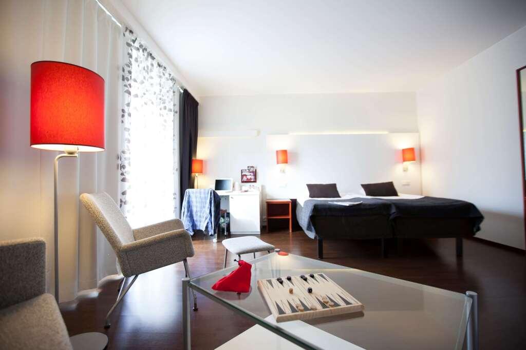 hotel image 16