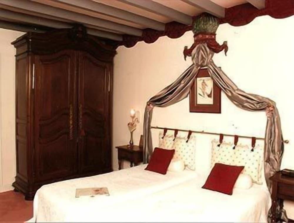 hotel image 12