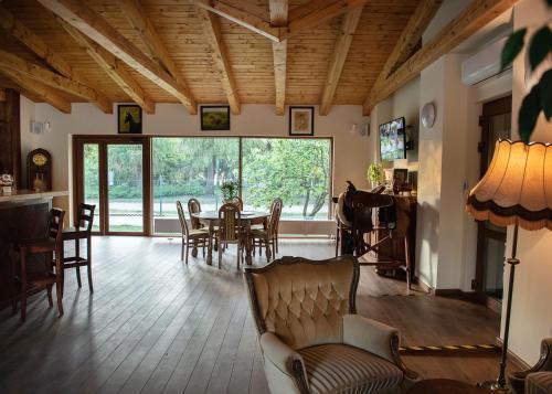 hotel image 9