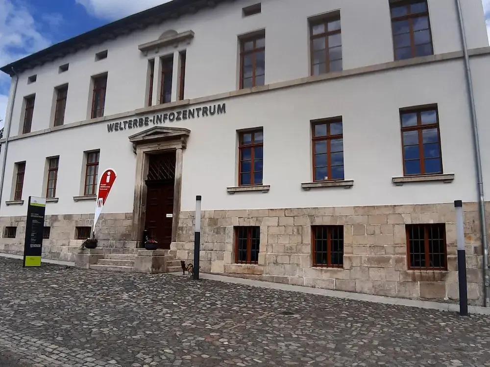 hotel image 13