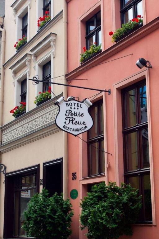 hotel image 7