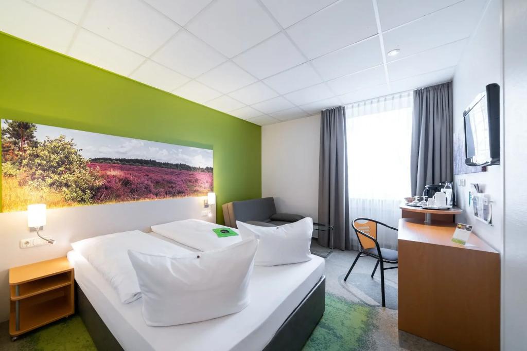 hotel image 13