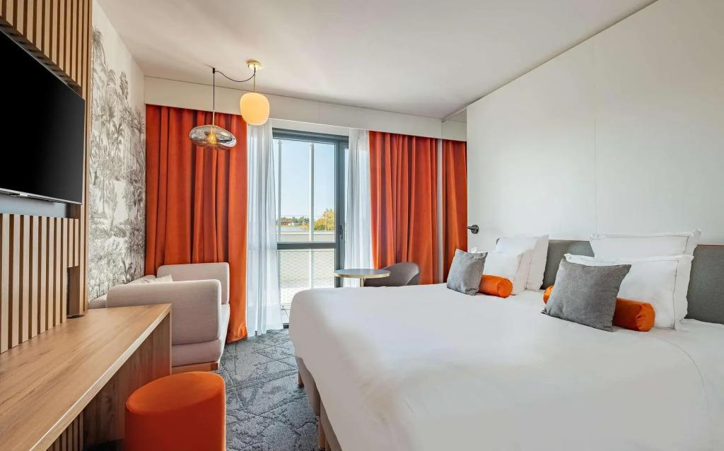 hotel image 13